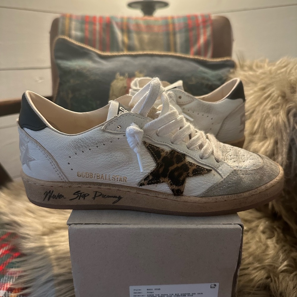 Golden Goose White Sneakers with Leopard Star - Picture 4 of 9